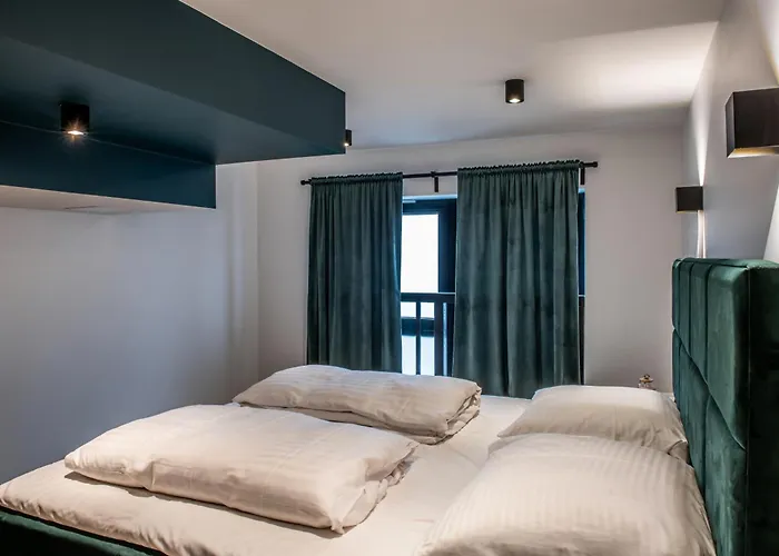 Oran 1 Appartement *